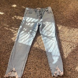 ABERCROMBIE AND FITCH HIGH RISE SUPER SKINNY ANKLE